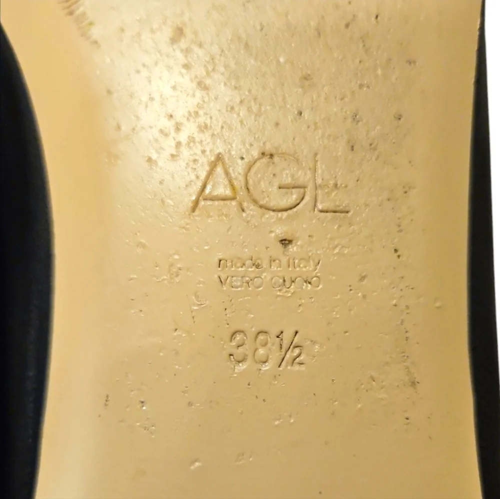 AGL | Marla Black Leather Ruffle Loafers 38.5 US 8.5